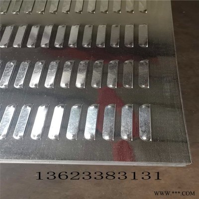 鋼板沖孔板 塞北移動(dòng)護(hù)欄沖孔網(wǎng)廠家鋁板材質(zhì) 鋼板沖孔板價(jià)格實(shí)惠